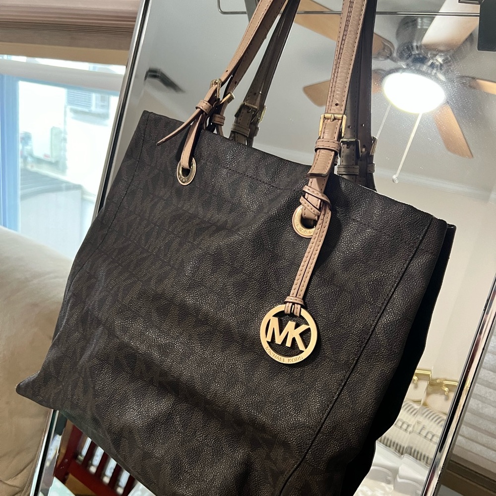 Michael Kors Shoulder bag